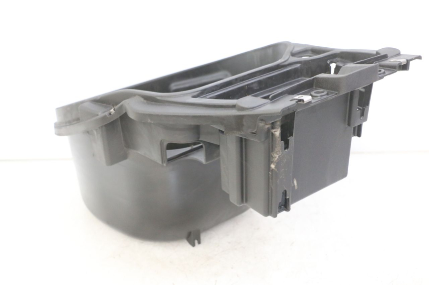 photo de UNDERSEAT STORAGE PIAGGIO NRG POWER PUREJET 50 (2018 - 2021) - Product overview