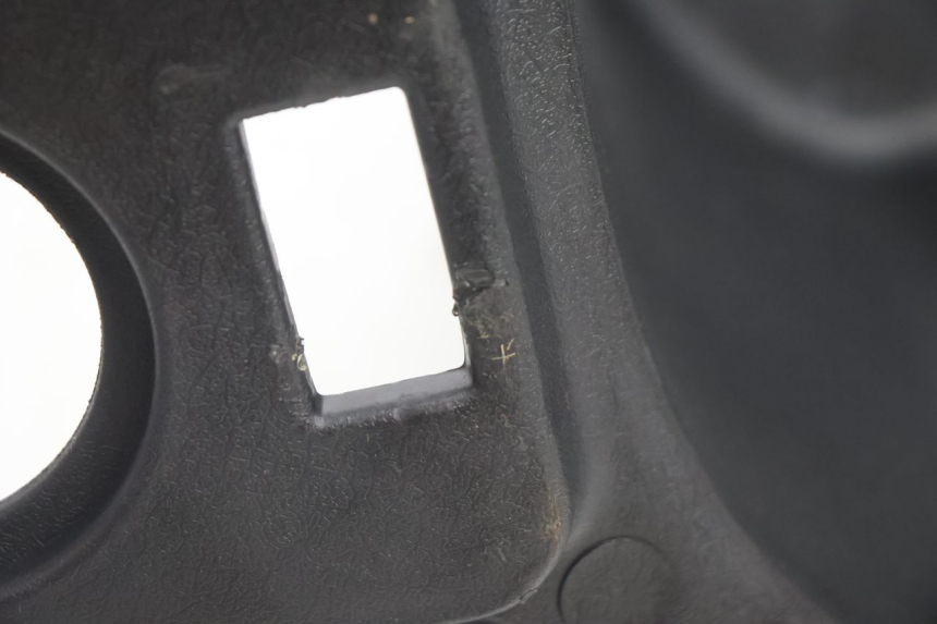 photo de UNDERSEAT STORAGE JM MOTORS OLDIES 4T 50 (2020 - 2026) - Zoom on usage condition