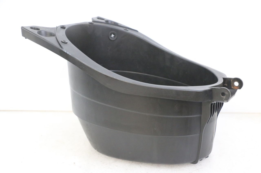 photo de UNDERSEAT STORAGE MBK OVETTO 4T 50 (2008 - 2016) - Component detail