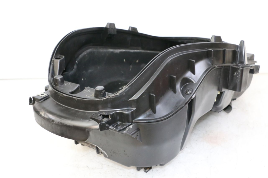 photo de UNDERSEAT STORAGE PEUGEOT SATELIS 125 (2013 - 2018) - Checked used part