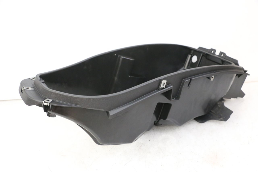 photo de UNDERSEAT STORAGE PIAGGIO BEVERLY 125 (1998 - 2005) - Product overview