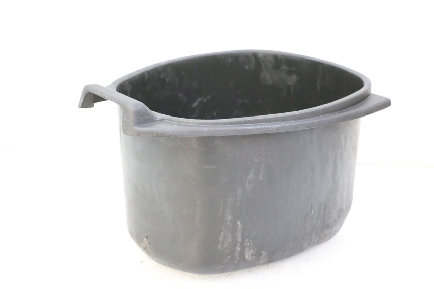 photo de SEAT STORAGE BOX PIAGGIO VESPA S 2T 50 (2007 - 2014) - Technical close-up