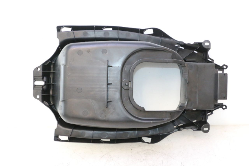 photo de UNDERSEAT STORAGE JM MOTORS R-MAX TECH 50 (2024 - 2026) - Technical close-up