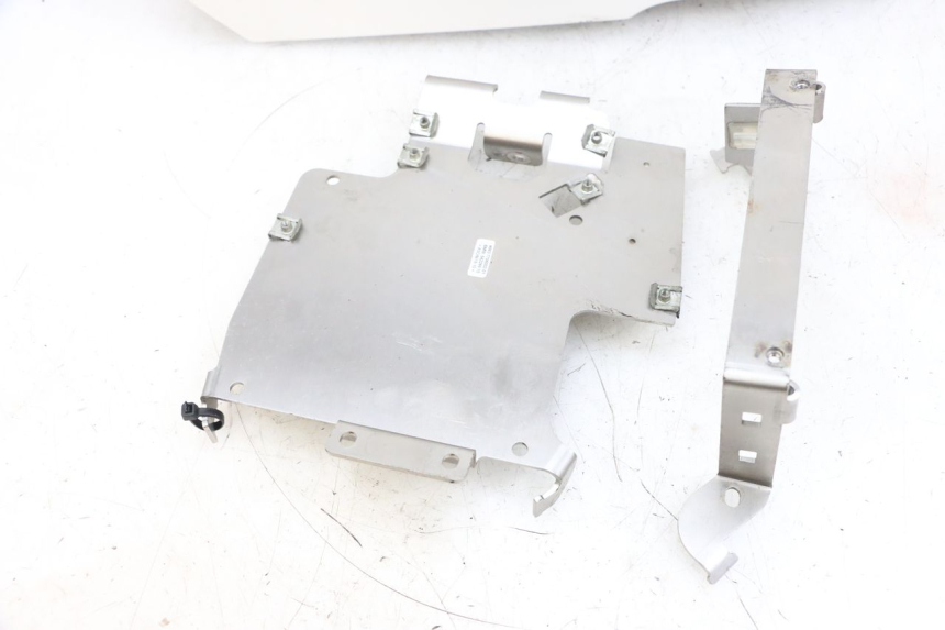 photo de UNDERSEAT STORAGE BMW R RT ABS 1200 (2010 - 2014) - Used quality zoom