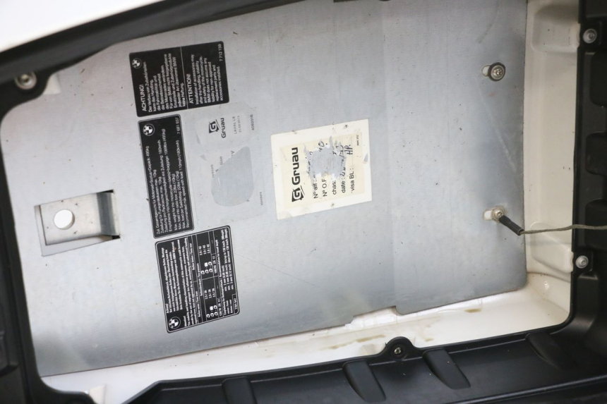 photo de UNDERSEAT STORAGE BMW R RT ABS 1200 (2010 - 2014) - Product overview