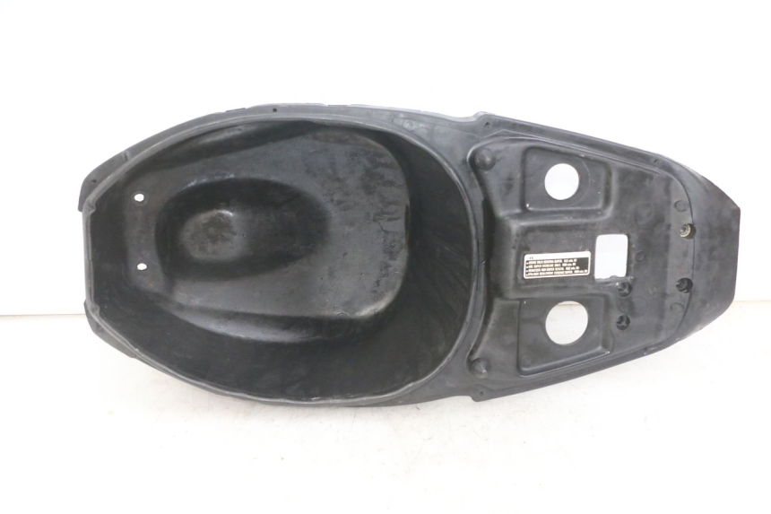 photo de UNDERSEAT STORAGE APRILIA RALLY AC 50 (1995 - 2004) - Main view