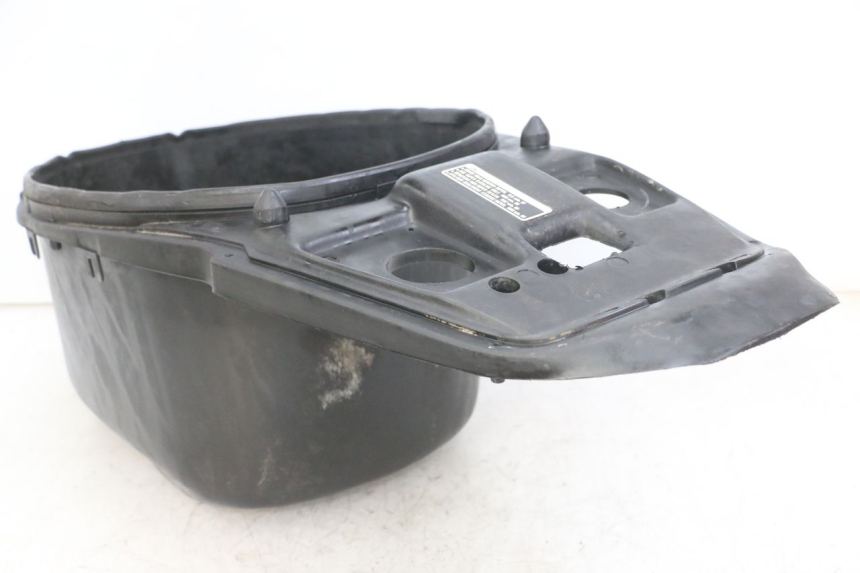 photo de UNDERSEAT STORAGE APRILIA RALLY AC 50 (1995 - 2004) - Technical close-up