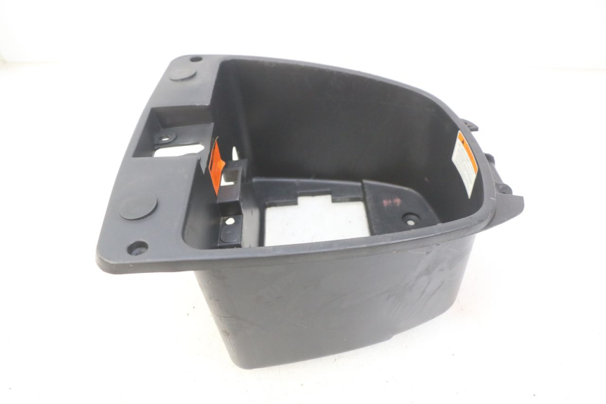 photo de SEAT STORAGE BOX RED ELECTRIC RED E PRO 1 (2017 - 2019) - Technical close-up