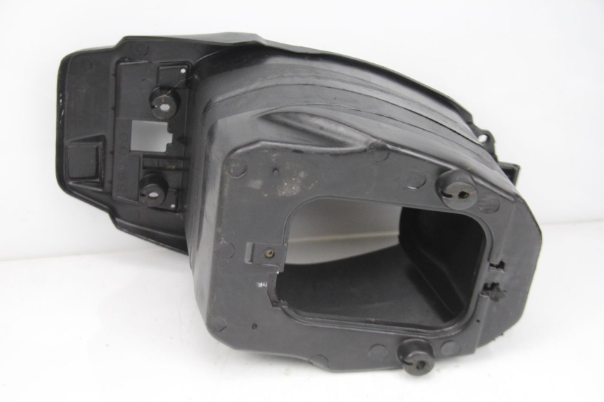 photo de UNDERSEAT STORAGE TNT MOTOR ROMA 10' 4T 50 (2007 - 2018) - Technical close-up