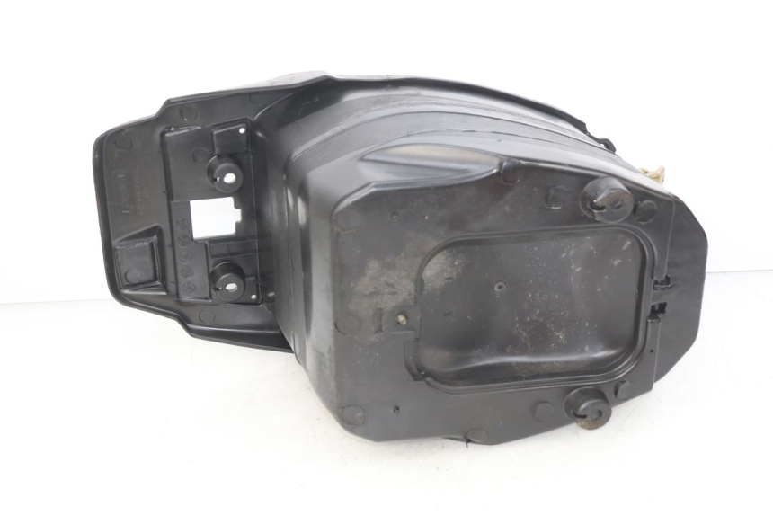 photo de UNDERSEAT STORAGE TNT MOTOR ROMA 10' 4T 50 (2007 - 2018) - Zoom on usage condition