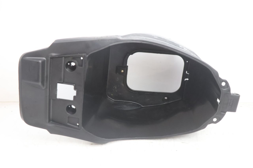 photo de UNDERSEAT STORAGE TNT MOTOR ROMA 12' 2T 50 (2007 - 2018) - Zoom on usage condition