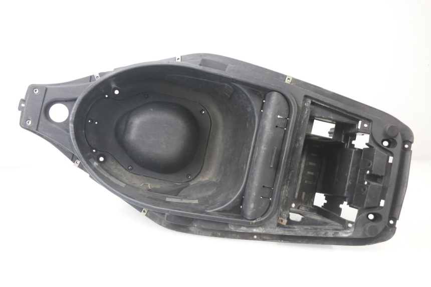 photo de SEAT STORAGE BOX GILERA RUNNER SP 50 (2009 - 2017) - Main view