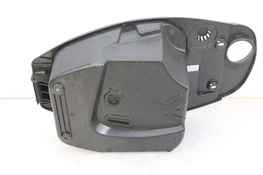 photo de UNDERSEAT STORAGE JM MOTORS SANTANA EVO 50 (2024 - 2026) - Alternative perspective