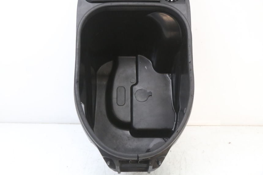 photo de UNDERSEAT STORAGE JM MOTORS SANTANA 50 (2014 - 2023) - Product overview