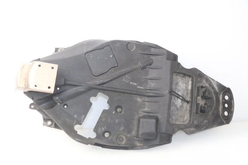 photo de UNDERSEAT STORAGE APRILIA SCARABEO GT 125 (1999 - 2007) - Main view