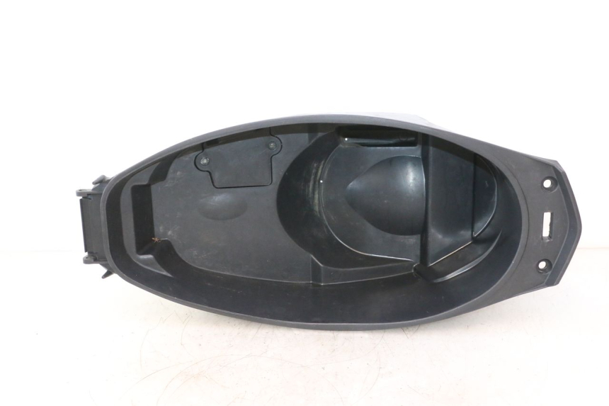photo de UNDERSEAT STORAGE FYM SCOOTERONE 125 (2006 - 2008) - Main view