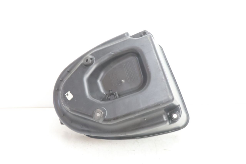 photo de UNDERSEAT STORAGE HONDA SH 125 (2001 - 2003) - Component zoom