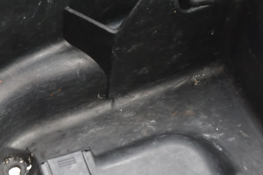 photo de UNDERSEAT STORAGE HONDA SH 125 (2001 - 2003) - Checked used part
