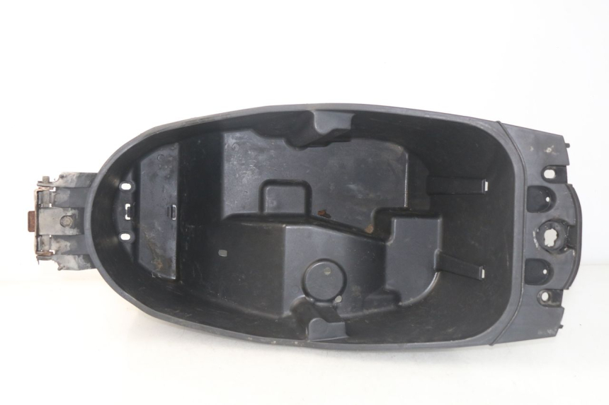 photo de UNDERSEAT STORAGE MBK SKYLINER 125 (2004 - 2007) - Main view