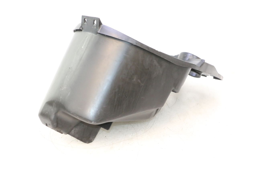 photo de UNDERSEAT STORAGE PEUGEOT SPEEDFIGHT 2 AC 50 (2000 - 2009) - Fixing points details