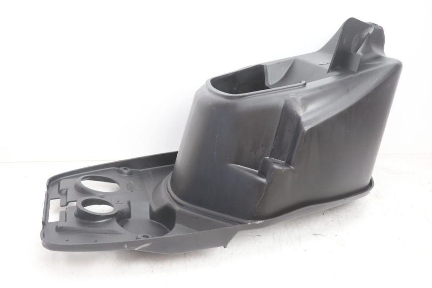 photo de SEAT STORAGE BOX PEUGEOT SPEEDFIGHT LC 50 (1996 - 2002) - Fixing points details