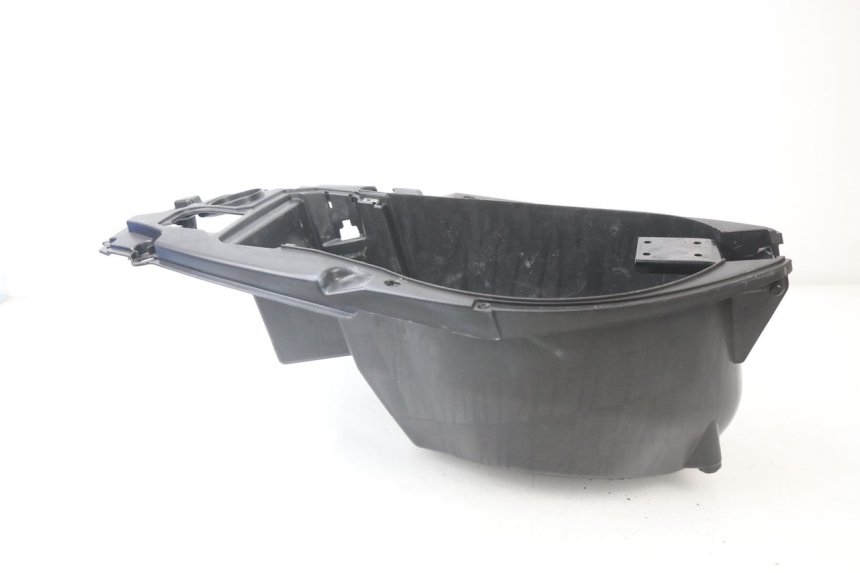 photo de UNDERSEAT STORAGE APRILIA SR 2T 50 (2012 - 2017) - Alternative perspective