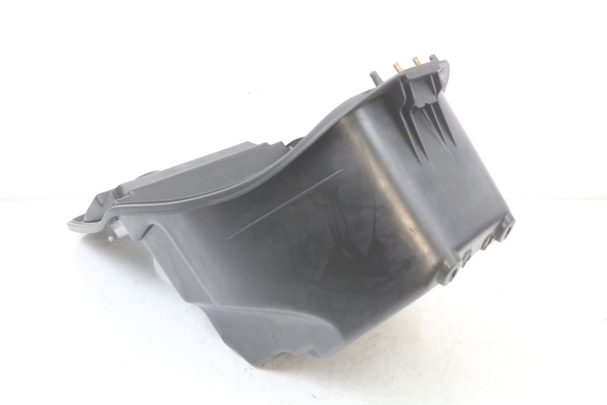 photo de UNDERSEAT STORAGE KYMCO SUPER 8 125 (2008 - 2015) - Alternative perspective