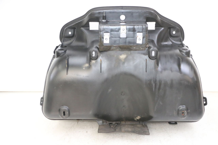 photo de UNDERSEAT STORAGE PIAGGIO SUPER LX 125 (2000 - 2003) - Product overview