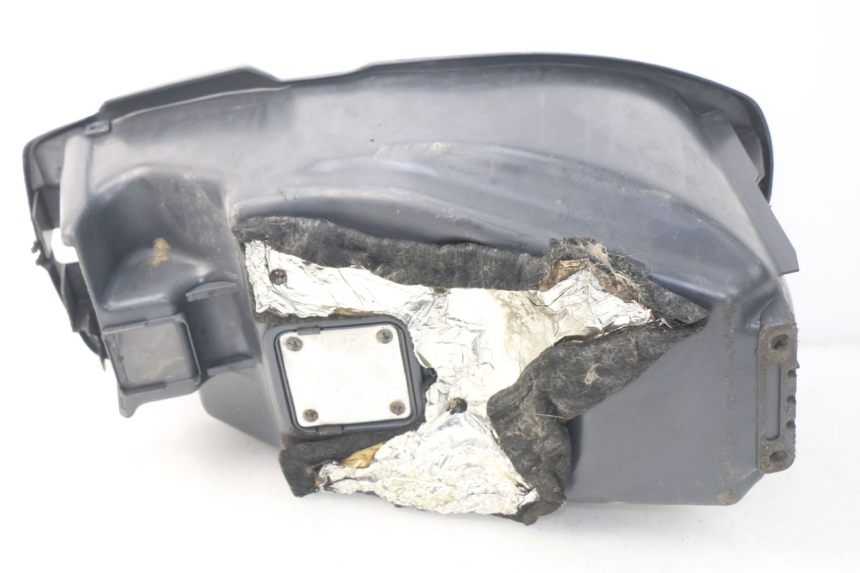 photo de UNDERSEAT STORAGE PEUGEOT SV 50 (1992 - 2004) - Zoom on usage condition