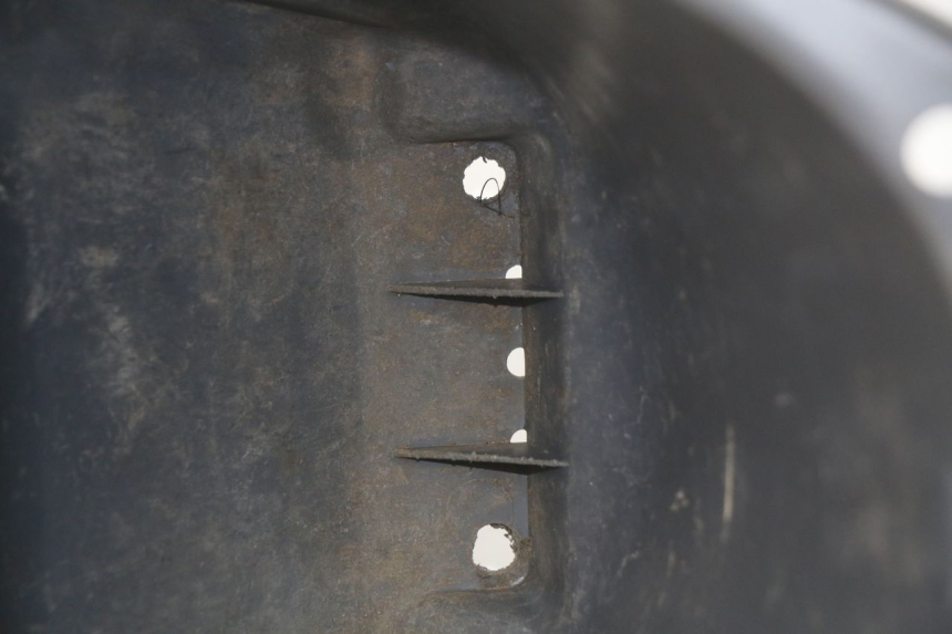 photo de UNDERSEAT STORAGE PEUGEOT SV 50 (1992 - 2004) - Checked used part