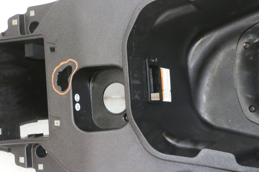 photo de UNDERSEAT STORAGE APRILIA SXR 50 (2021 - 2023) - Supplementary product photo