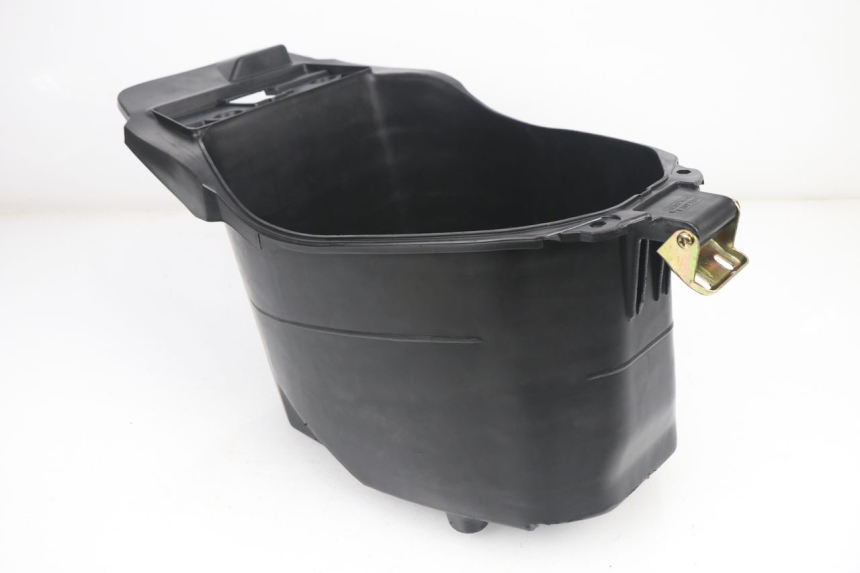 photo de UNDERSEAT STORAGE BAOTIAN TRAVEL SPIRIT 50 (2010 - 2012) - Zoom on usage condition