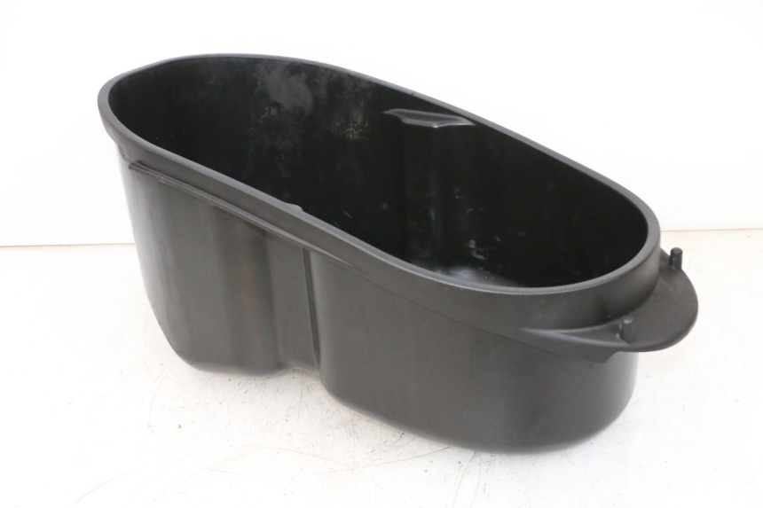 photo de UNDERSEAT STORAGE PIAGGIO VESPA GTS SUPER IE 125 (2009 - 2016) - Alternative perspective