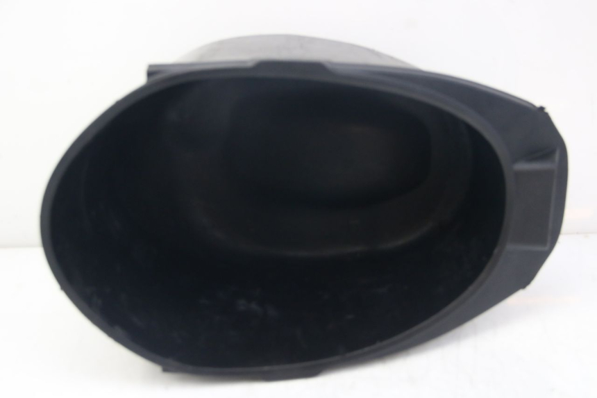 photo de SEAT STORAGE BOX PIAGGIO VESPA SPRINT 2T 50 (2014 - 2018) - Main view