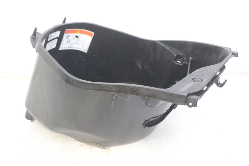 photo de SEAT STORAGE BOX HONDA VISION NSC R 50 (2013 - 2015) - Technical close-up