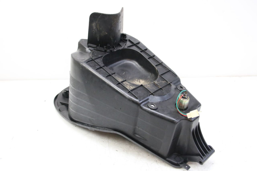 photo de SEAT STORAGE BOX PEUGEOT VIVACITY NEW 2T 50 (2008 - 2017) - Alternative perspective