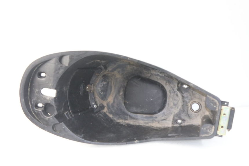 photo de SEAT STORAGE BOX PEUGEOT VIVACITY NEW 4T 50 (2008 - 2017) - Main view