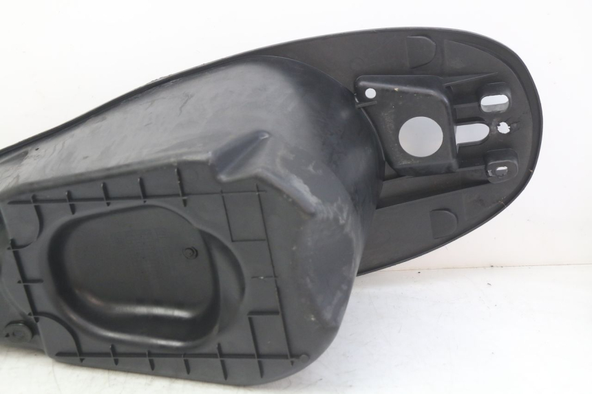 photo de UNDERSEAT STORAGE PEUGEOT VIVACITY 125 (2010 - 2017) - Product overview