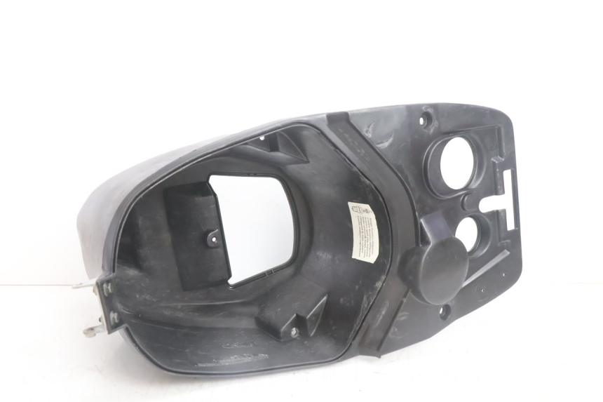 photo de UNDERSEAT STORAGE PEUGEOT VIVACITY 100 (1999 - 2008) - Technical close-up