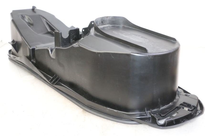 photo de UNDERSEAT STORAGE YAMAHA XMAX X-MAX 125 (2021 - 2025) - Component detail