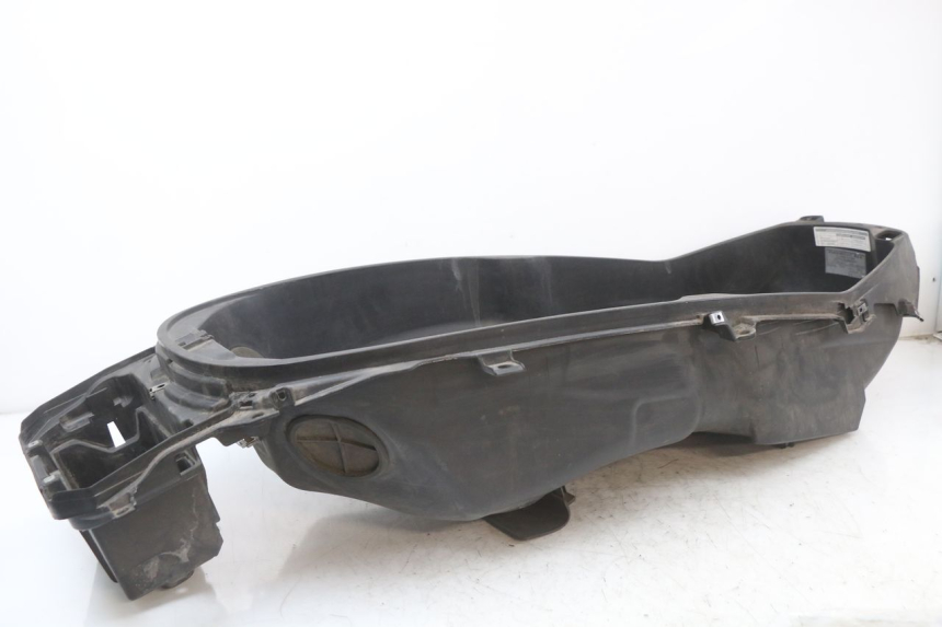 photo de SEAT STORAGE BOX PIAGGIO X10 125 (2012 - 2017) - Main view