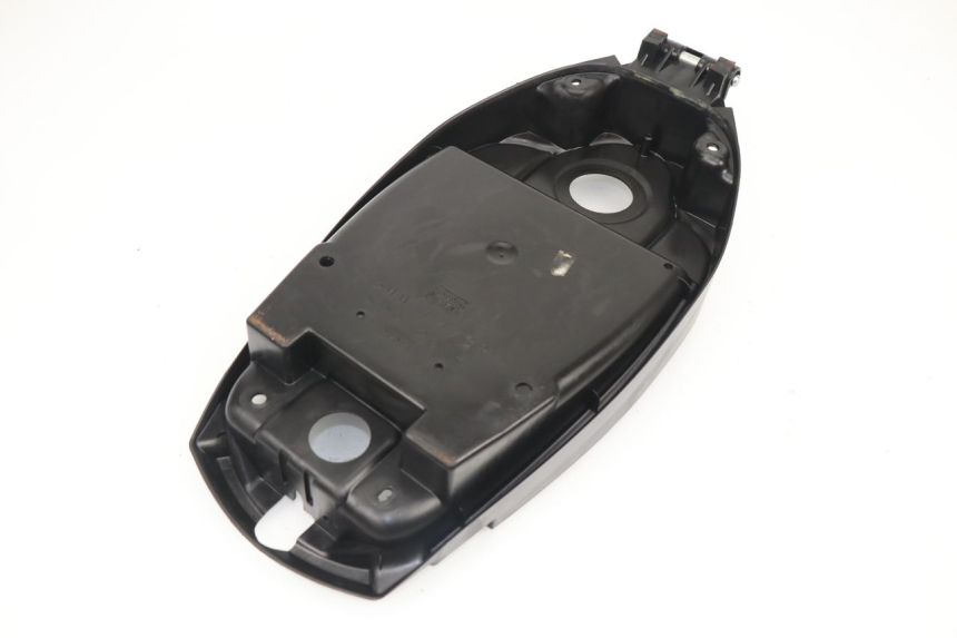 photo de UNDERSEAT STORAGE YAMAHA BW'S 50 (2004 - 2017) - Zoom on usage condition