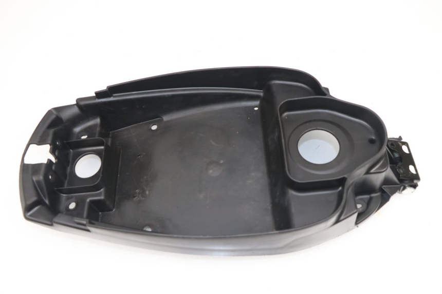 photo de UNDERSEAT STORAGE YAMAHA BW'S 50 (2004 - 2017) - Alternative perspective