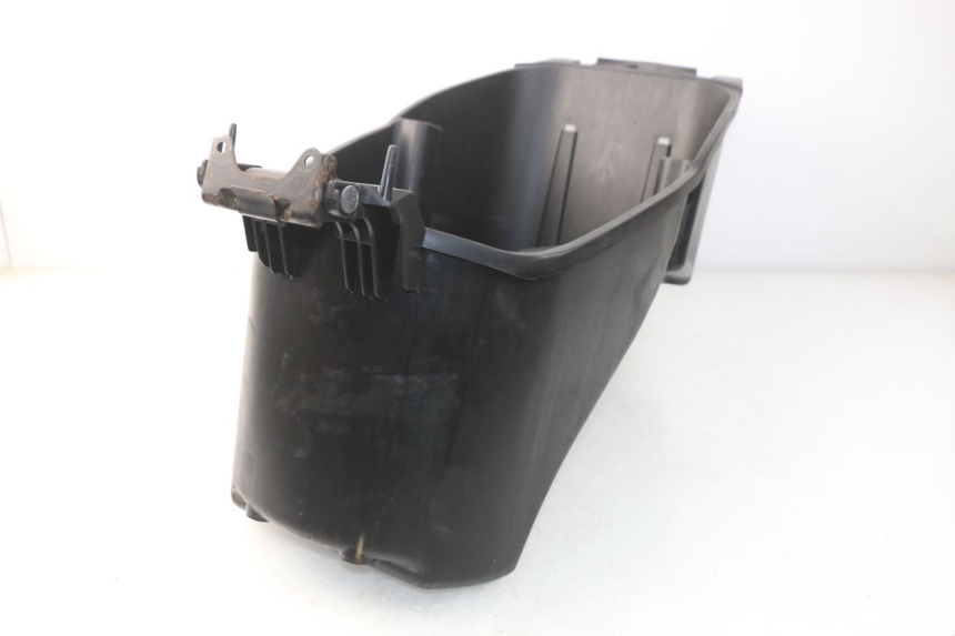photo de SEAT TRUNK YAMAHA YP MAJESTY 125 (2007 - 2010) - Alternative perspective