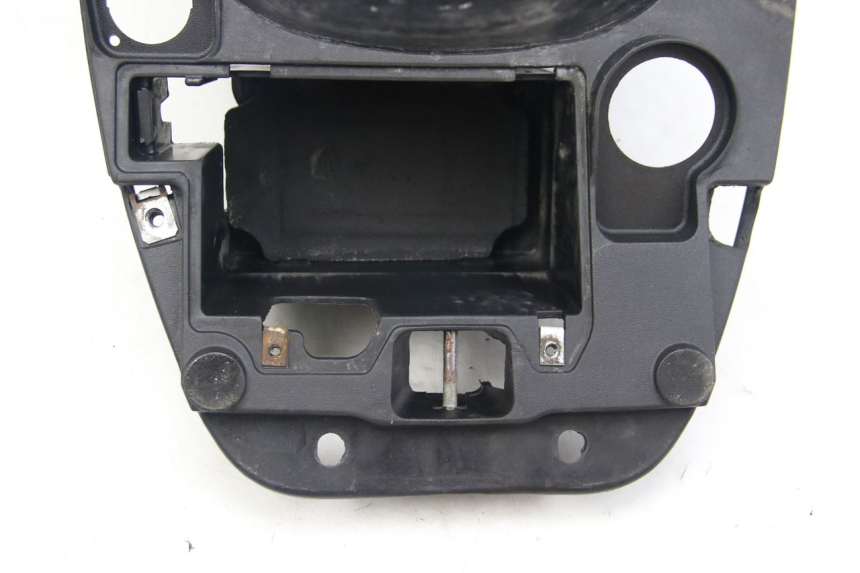 photo de SEAT STORAGE BOX PIAGGIO ZIP 2T 50 (2009 - 2019) - Component detail