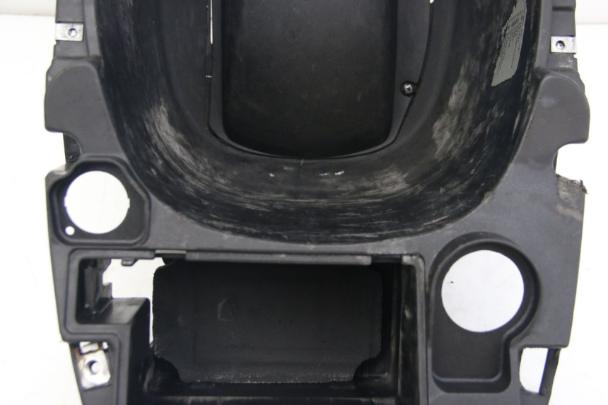 photo de SEAT STORAGE BOX PIAGGIO ZIP 2T 50 (2009 - 2019) - Zoom on usage condition