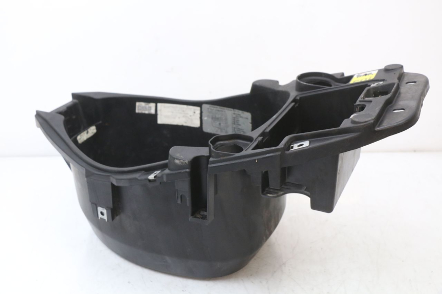 photo de SEAT STORAGE BOX PIAGGIO ZIP 2T 50 (2009 - 2019) - Surface and material condition