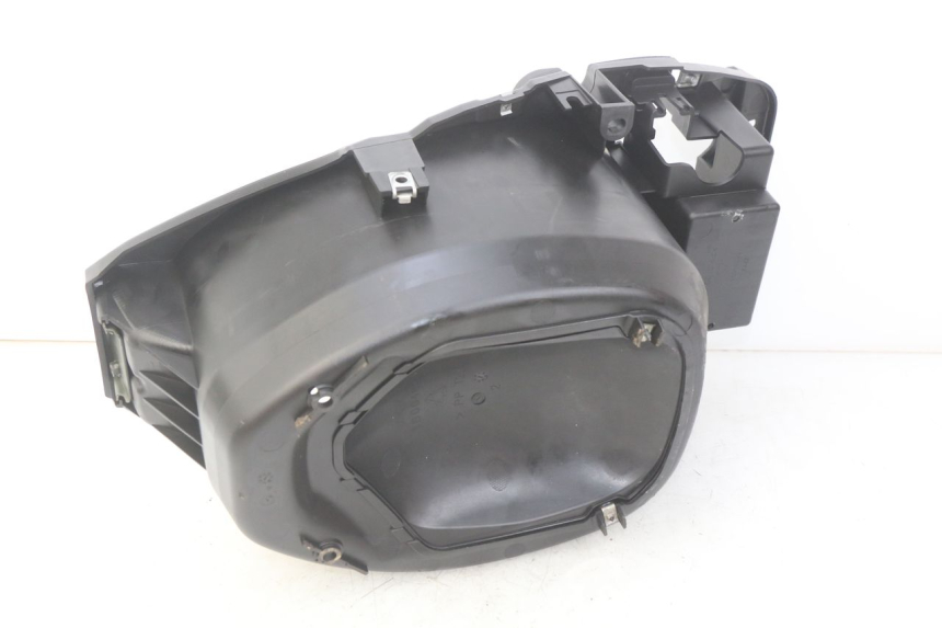 photo de SEAT STORAGE BOX PIAGGIO ZIP 4T 50 (2018 - 2020) - Zoom on usage condition