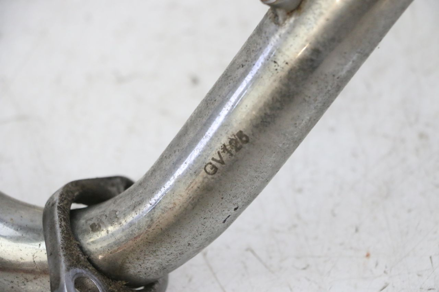 photo de EXHAUST MANIFOLD HYOSUNG GV AQUILA 125 (2000 - 2009) - Alternative perspective