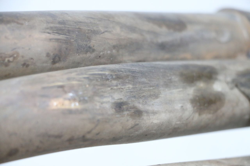 photo de EXHAUST PIPE YAMAHA FZ6 N FAZER 600 (2004 - 2006) - Alternative perspective